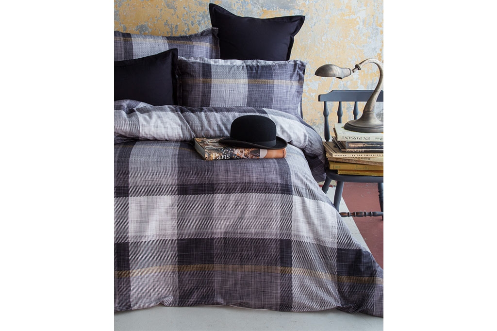 DUNLOE BLACK Digital Satin Duvet Cover Set