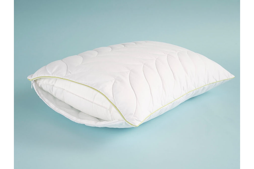 LOVERA Pillow Protector