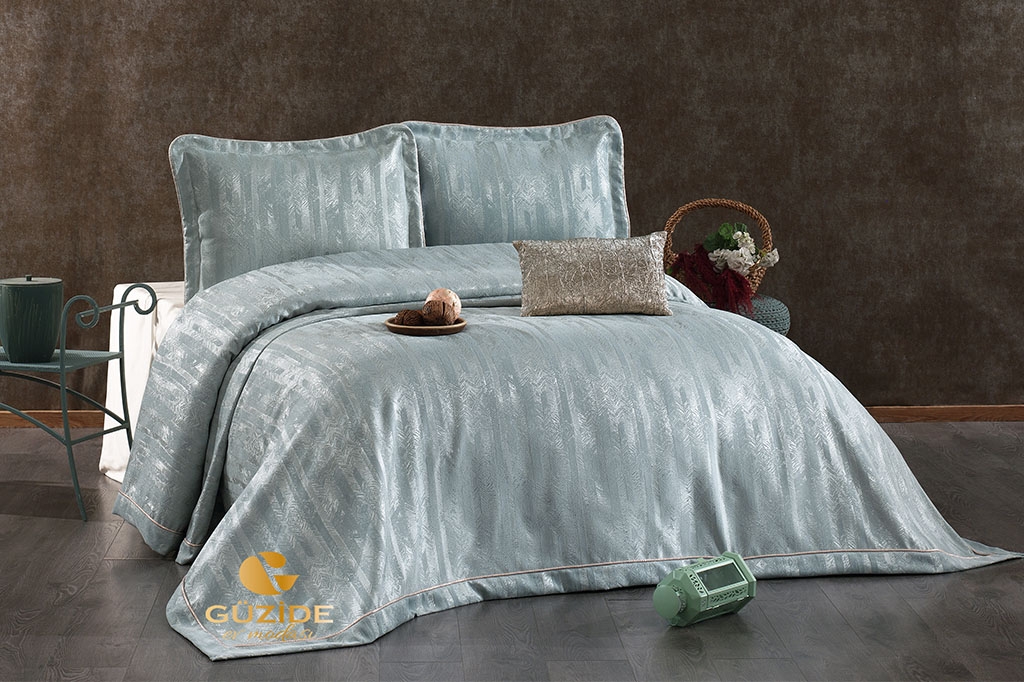 RIVA TURQUOISE bed spread set