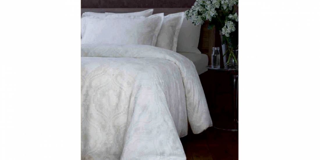  Satin linen set, NORA