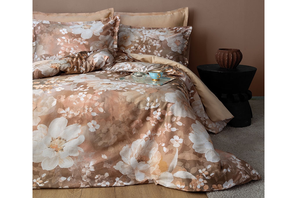 Satin bed linen ISSIMO-CLARETTA