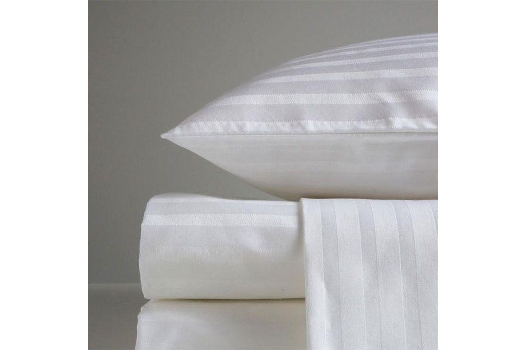 Pillowcase ROYAL, striped, hotel line
