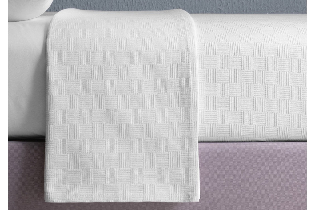  ROYAL Piqué Bedspread, Hotel Line