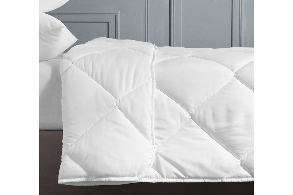  Duvet, hotel line