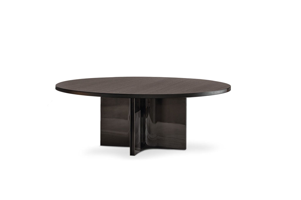 ROUND dining table, wooden top